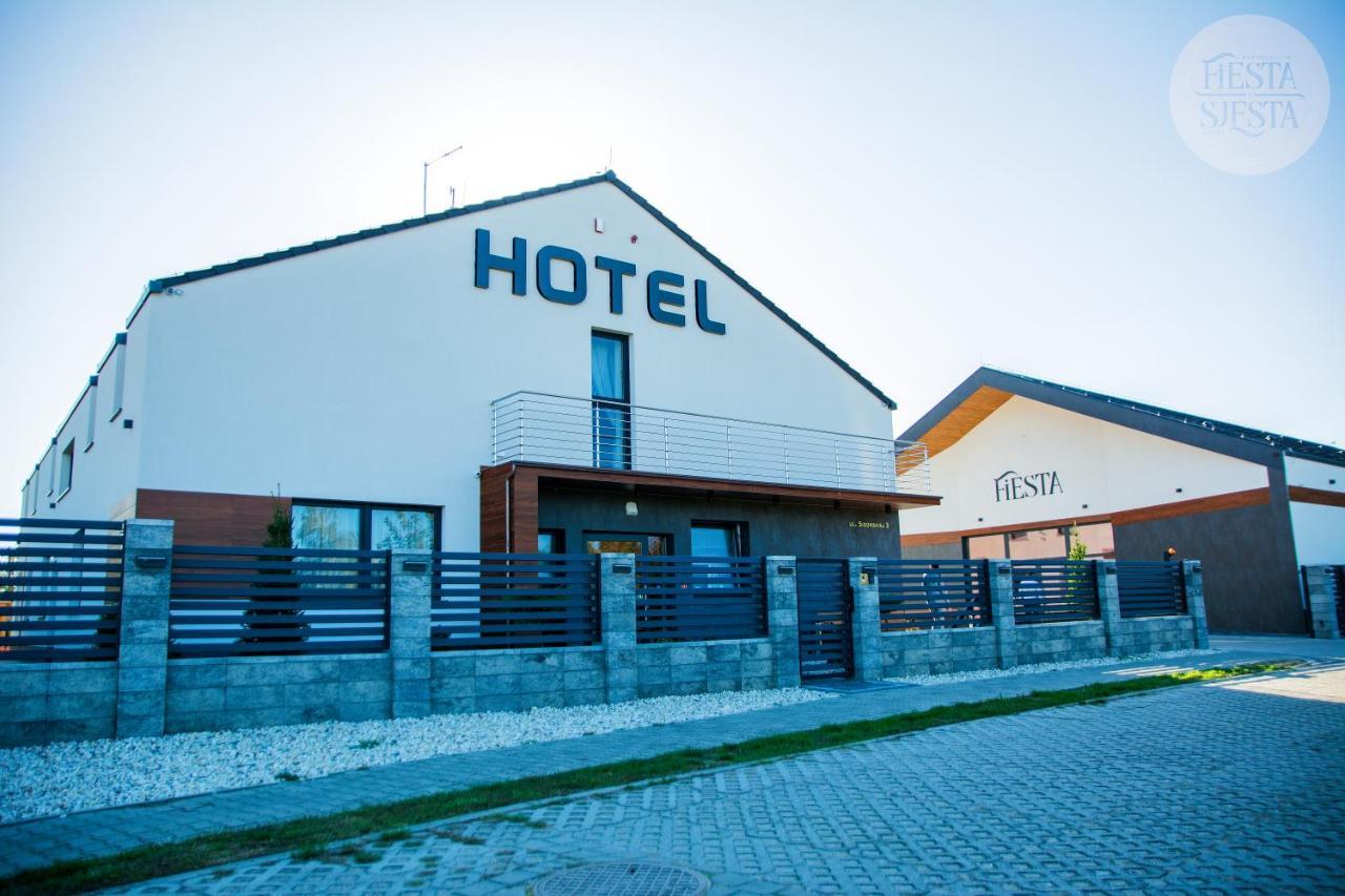 Hotel Sjesta Nowa Sol Exterior photo